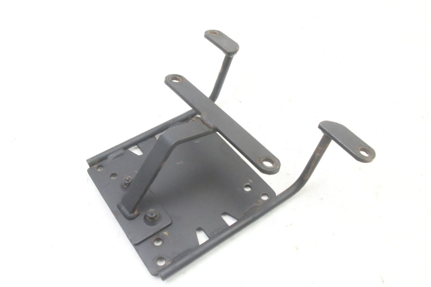 photo de TOPCASEDRAGERPLAAT MBK FLAME X 125 (2007 - 2016) - Andere kijkhoek