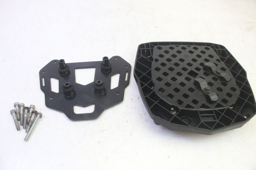 photo de TOPCASE PLAAT PIAGGIO MP3 HPE 350 (2018 - 2020) - Overzicht