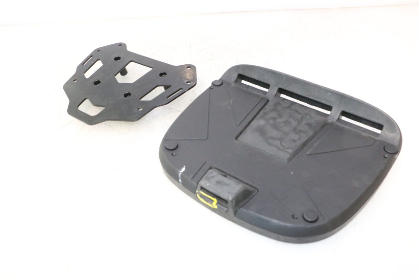 photo de TOP CASE PLAAT PIAGGIO MP3 500 (2016 - 2018) - Overzicht