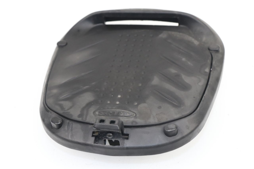 photo de TOPCASE PLAAT PIAGGIO VESPA LX 2T 50 (2005 - 2013) - Hoofdaanzicht
