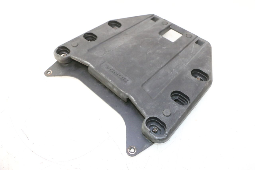 photo de TOP CASE PLAAT HONDA XLV VARADERO 125 (2007 - 2012) - Zoom op gebruiksstaat