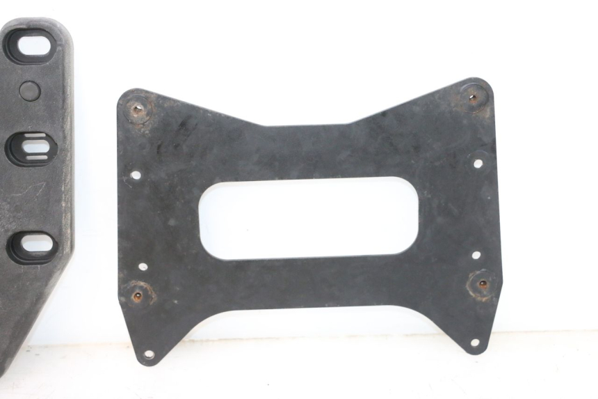 photo de TOP CASE PLAAT HONDA XLV VARADERO 125 (2007 - 2012) - Bevestigingspunten