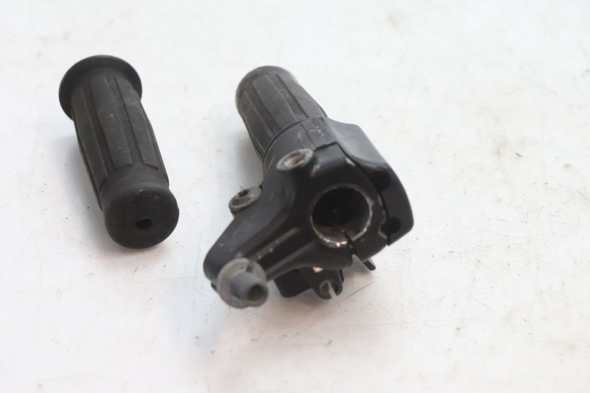 photo de Gashendel PEUGEOT 103 SPX CLIP 50 (1989 - 1992) - Andere kijkhoek