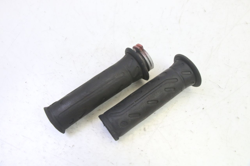 photo de GASHANDVAT KYMCO AGILITY NAKED RENOUVO 2T 50 (2011 - 2018) - Technische close-up