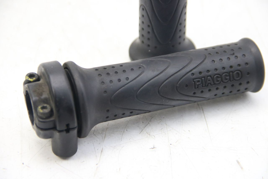 photo de GASHANDVAT PIAGGIO BEVERLY 125 (2010 - 2015) - Andere kijkhoek