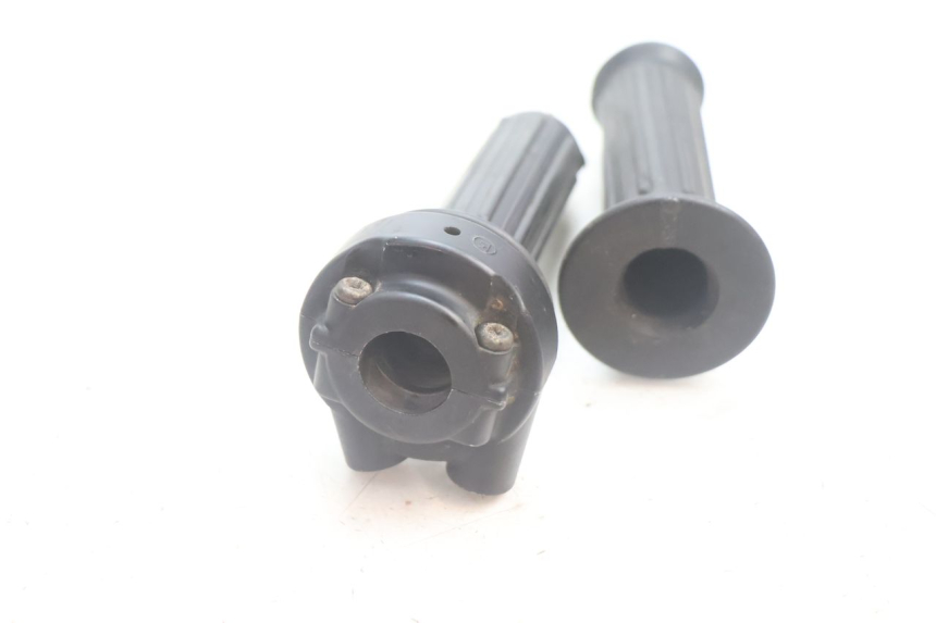 photo de Gashendel SUZUKI DR S 600 (1985 - 1989) - Zoom op gebruiksstaat