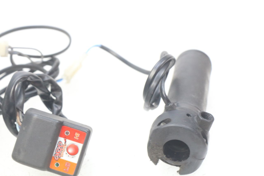 photo de GASHANDVAT HONDA FES PANTHEON 2T 125 (1998 - 2002) - Staat van het oppervlak