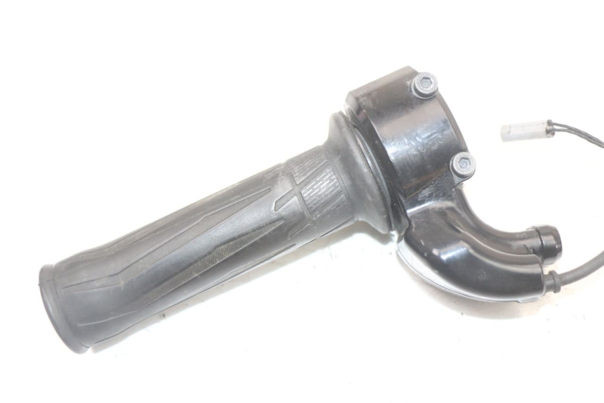 photo de GASHANDVAT YAMAHA FJR ABS 1300 (2006 - 2012) - Staat van het oppervlak