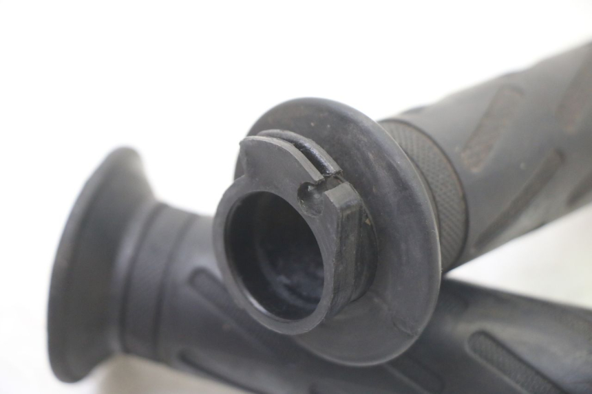 photo de GASHANDVAT PEUGEOT KISBEE 2T 50 (2018 - 2022) - Zoom op gebruiksstaat