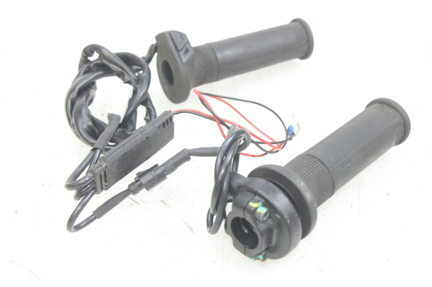 photo de GASHANDVAT PIAGGIO MEDLEY 125 (2016 - 2023) - Technische close-up