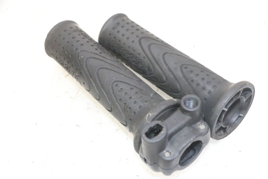 photo de Gashendel PIAGGIO MP3 LT 300 (2010 - 2016) - Detail van het onderdeel