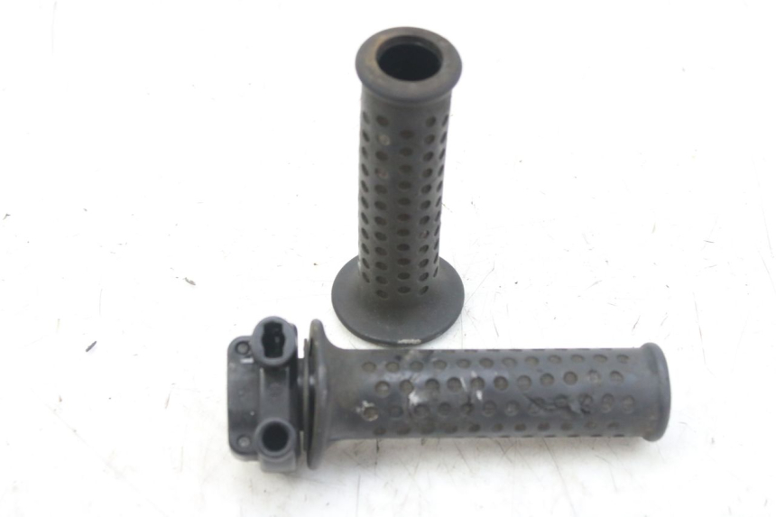 photo de GASHANDVAT PIAGGIO MP3 RL 250 (2006 - 2010) - Technische close-up