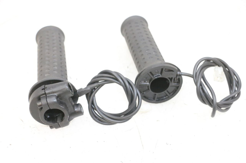 photo de Gashendel PIAGGIO MP3 500 (2016 - 2018) - Bevestigingspunten