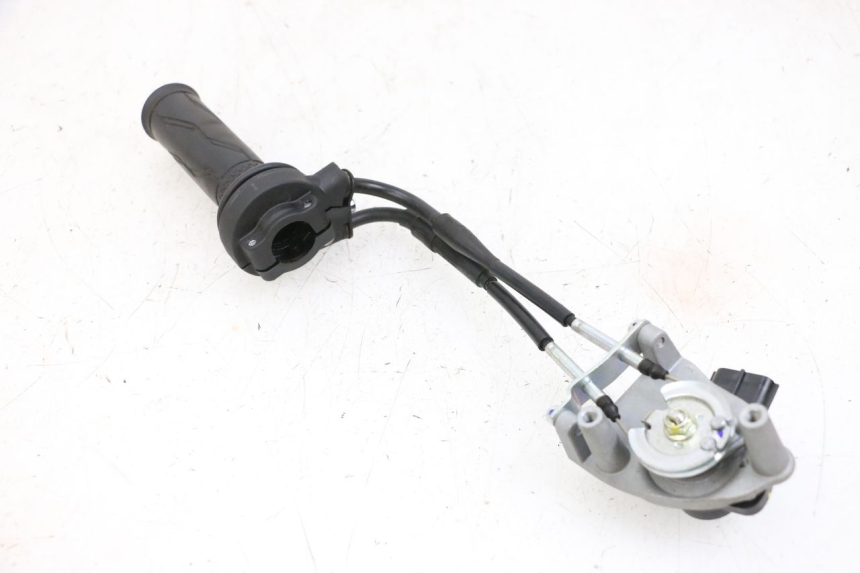 photo de GASHANDVAT YAMAHA NEO'S CORE 1 (2022 - 2026) - Gecontroleerd onderdeel