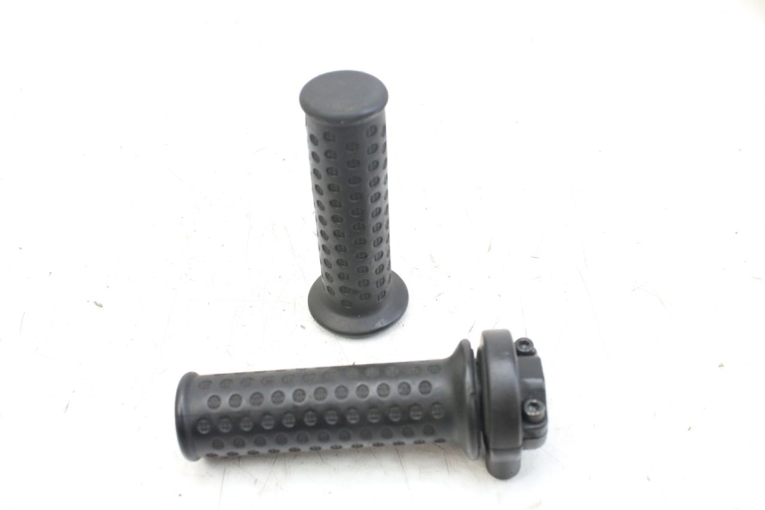 photo de GASHANDVAT PIAGGIO NEW TYPHOON 50 (2018 - 2021) - Bevestigingspunten