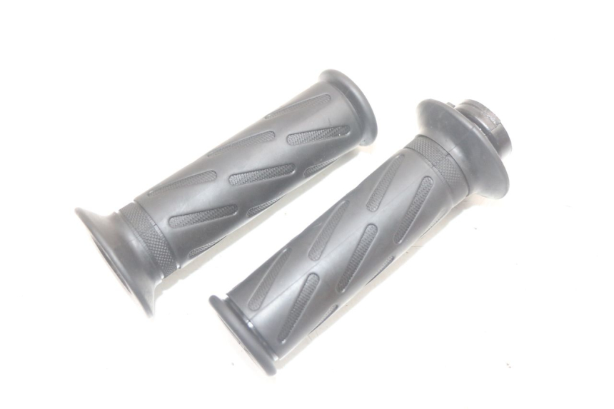 photo de GASHANDVAT PEUGEOT STREETZONE 4T 50 (2018 - 2023) - Andere kijkhoek