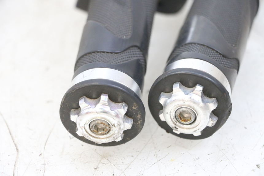 photo de Gashendel EFUN PUSA 1 - Staat van het oppervlak