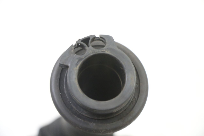 photo de GASHANDVAT PEUGEOT SATELIS COMPRESSOR K15 125 (2006 - 2009) - Zoom op gebruiksstaat