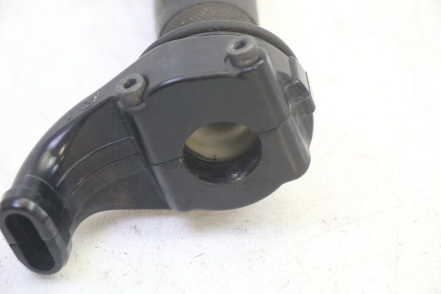photo de GASHANDVAT YAMAHA TDM ABS 900 (2002 - 2014) - Detail van het onderdeel