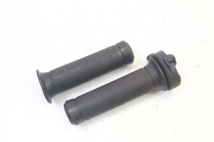 photo de Gashendel PEUGEOT TWEET PRO EFI 4T 50 (2021 - 2022) - Zoom op gebruiksstaat