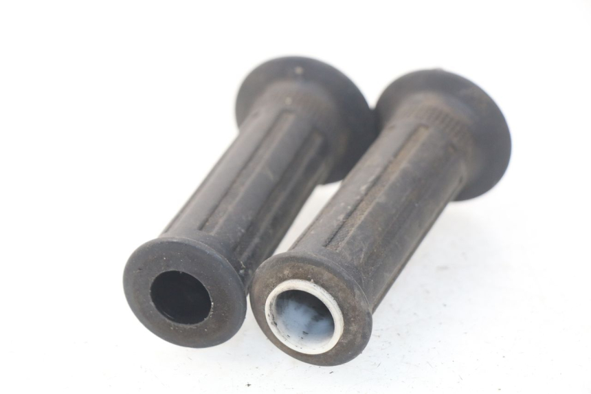 photo de GASHANDVAT SUZUKI UC EPICURO 125 (1999 - 2003) - Zoom op gebruiksstaat