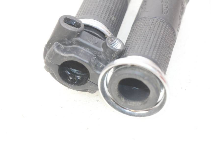 photo de Gashendel PIAGGIO VESPA GTS IGET ABS 125 (2017 - 2023) - Detail van het onderdeel