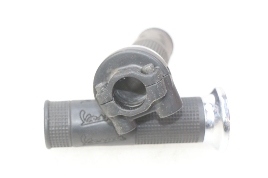 photo de Gashendel PIAGGIO VESPA GTS IGET ABS 125 (2017 - 2023) - Zoom op gebruiksstaat