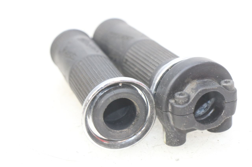 photo de Gashendel PIAGGIO VESPA GTS IGET ABS 125 (2017 - 2023) - Technische close-up