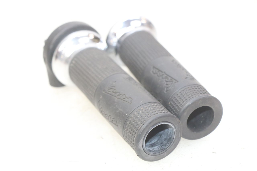 photo de Gashendel PIAGGIO VESPA GTS IGET ABS 125 (2017 - 2023) - Overzicht