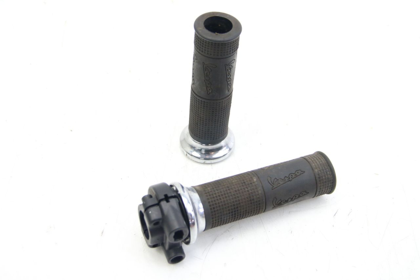 photo de Gashendel PIAGGIO VESPA GTS SUPER IE 125 (2009 - 2016) - Hoofdaanzicht