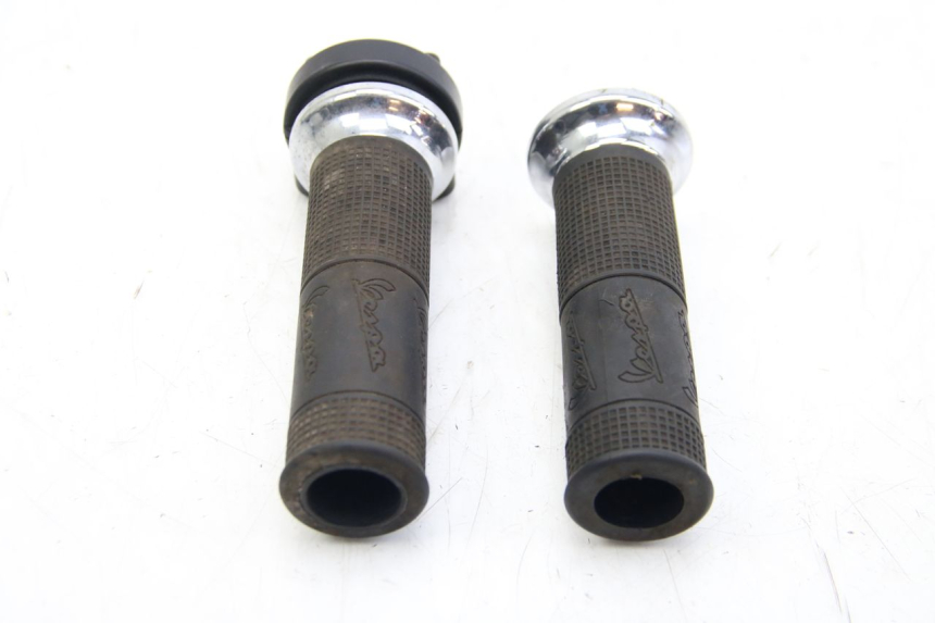 photo de Gashendel PIAGGIO VESPA GTS SUPER IE 125 (2009 - 2016) - Technische close-up