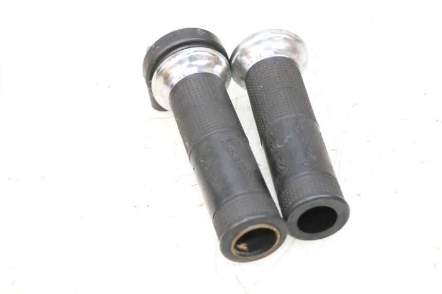 photo de Gashendel PIAGGIO VESPA GTS SUPER IE 125 (2009 - 2016) - Technische close-up