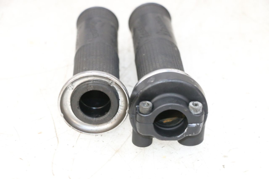 photo de Gashendel PIAGGIO VESPA GTS SUPER IE 125 (2009 - 2016) - Bevestigingspunten