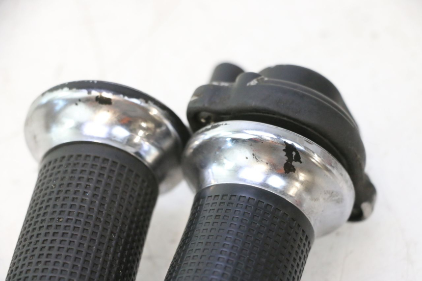 photo de GASHANDVAT PIAGGIO VESPA LX 2T 50 (2005 - 2013) - Technische close-up