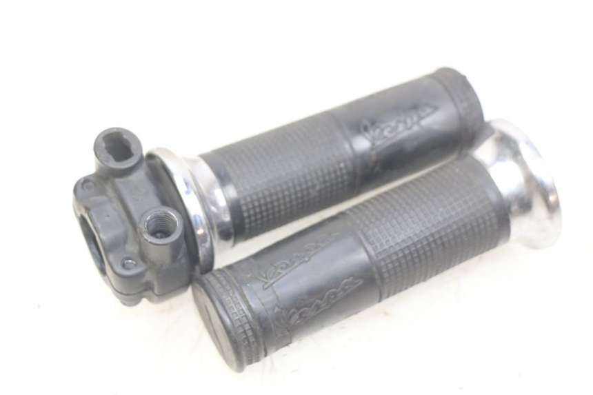 photo de GASHANDVAT PIAGGIO VESPA LXV 125 (2006 - 2009) - Zoom op gebruiksstaat