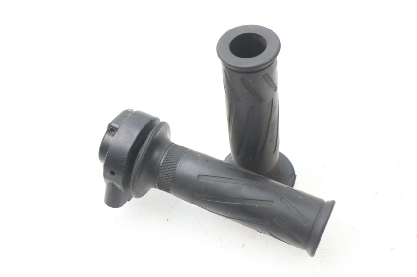 photo de GASHANDVAT YAMAHA XMAX X-MAX 125 (2006 - 2009) - Hoofdaanzicht