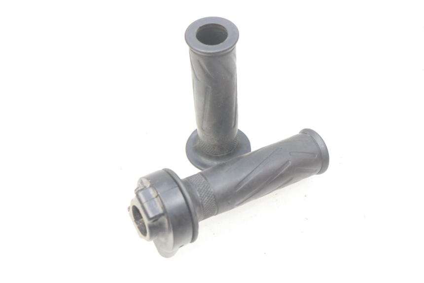 photo de GASHANDVAT YAMAHA XMAX X-MAX 125 (2006 - 2009) - Hoofdaanzicht