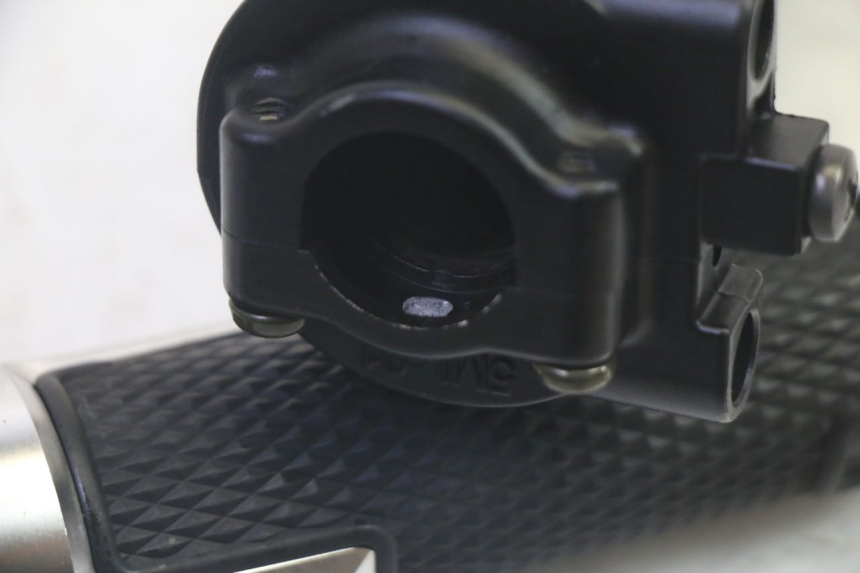 photo de GASHANDVAT YAMAHA XMAX X-MAX 125 (2006 - 2009) - Andere kijkhoek