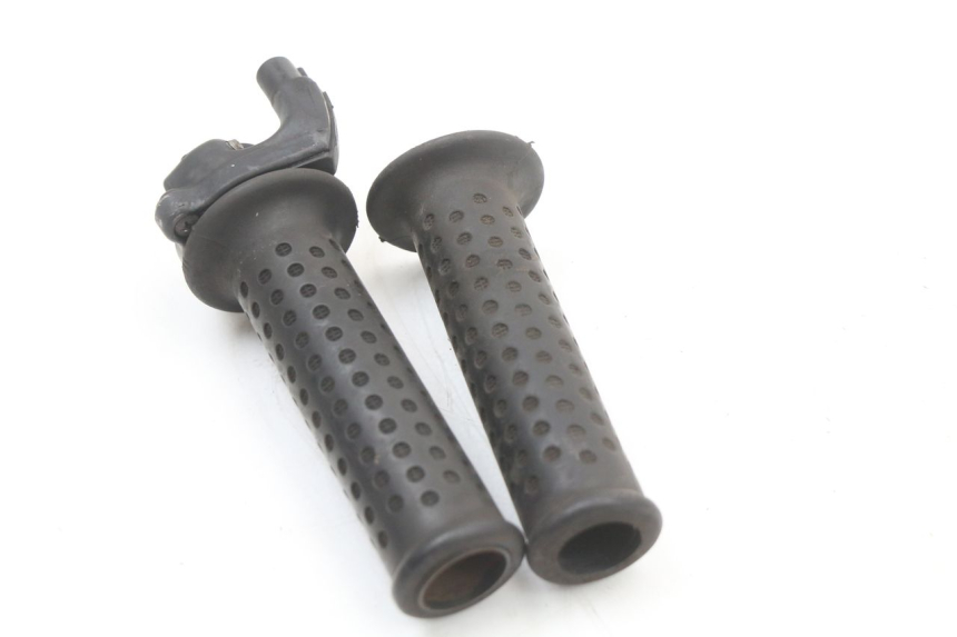 photo de GASHANDVAT PIAGGIO X8 125 (2004 - 2007) - Zoom op gebruiksstaat