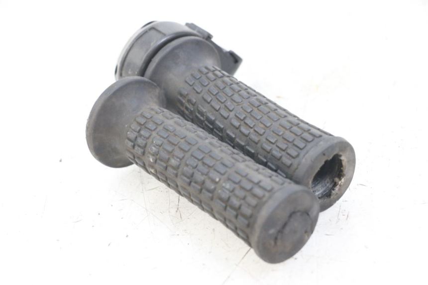 photo de Gashendel PEUGEOT XP6 50 (1997 - 2003) - Technische close-up