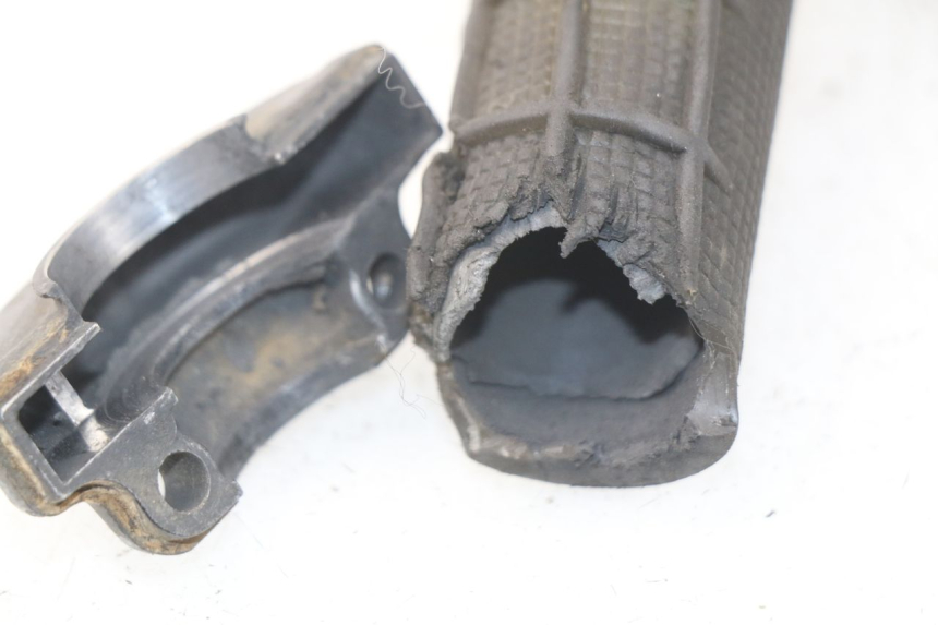 photo de GASHANDVAT YAMAHA YZ 85 (2002 - 2018) - Zoom op gebruiksstaat