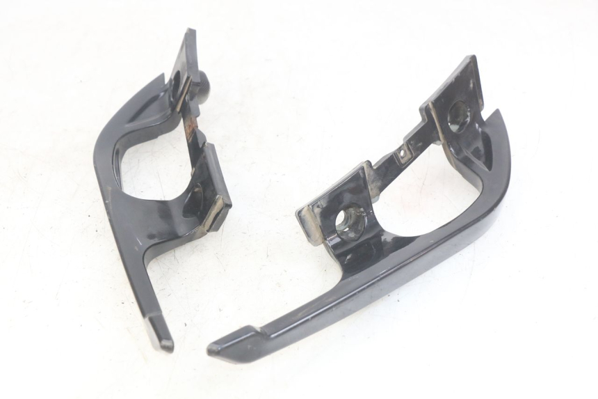 photo de ACHTERHANDVAT NECO ALEXONE 125 (2017 - 2024) - Bevestigingspunten