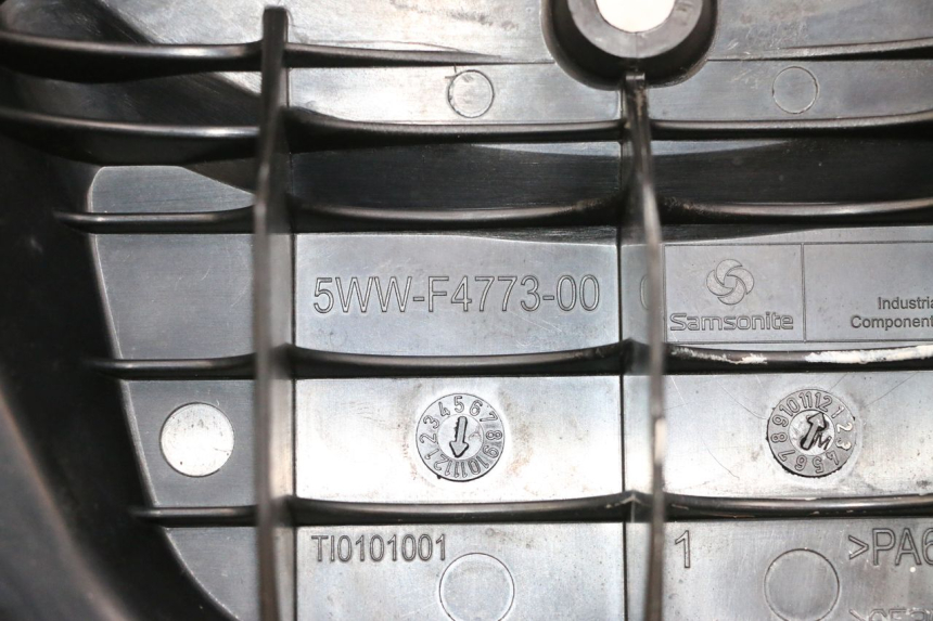 photo de ACHTERHANDVAT MBK BOOSTER SPIRIT NAKED 50 (2004 - 2017) - Technische close-up