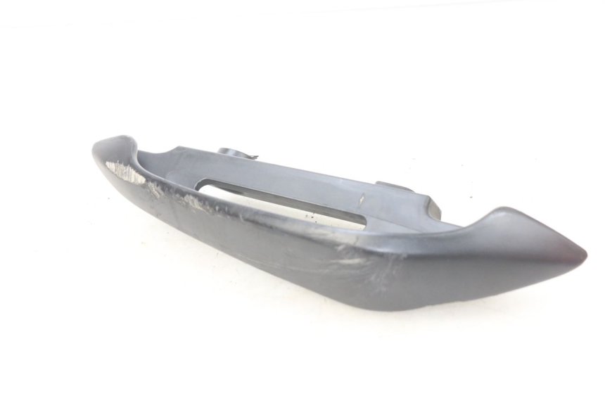 photo de ACHTERSTE RECHTER GREEP SUZUKI BURGMAN 125 (2007 - 2014) - Detail van het onderdeel