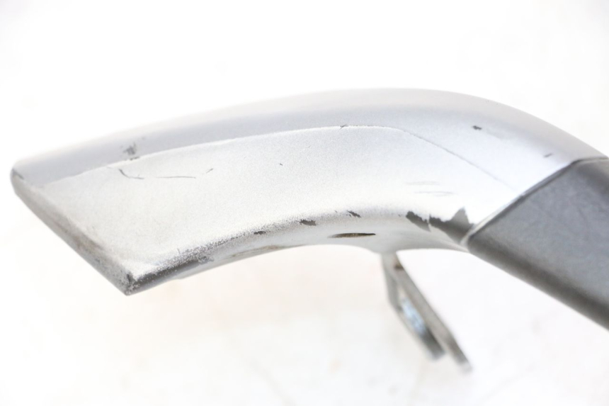 photo de RECHTER ACHTERHANDVAT PIAGGIO MP3 125 (2006 - 2014) - Bevestigingspunten