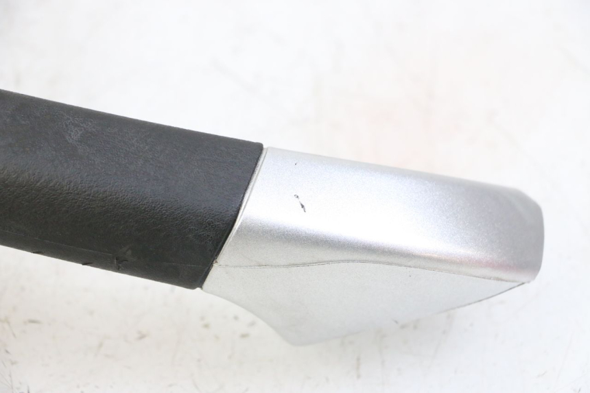 photo de RECHTER ACHTERHANDVAT PIAGGIO MP3 LT 400 (2007 - 2012) - Staat van het oppervlak