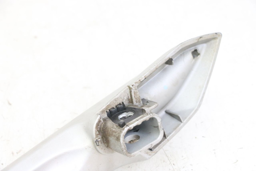 photo de RECHTER ACHTERHANDVAT PEUGEOT SATELIS 125 (2013 - 2018) - Andere kijkhoek