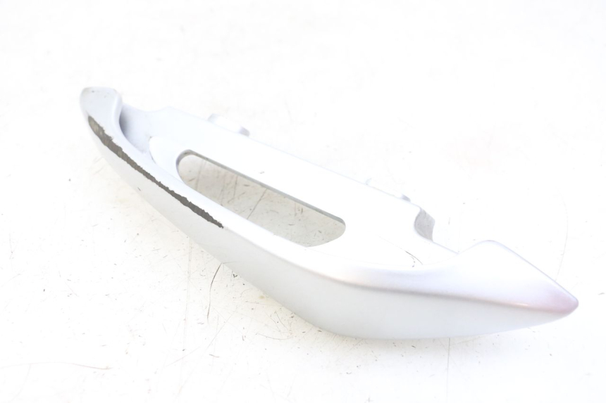 photo de ACHTERSTE RECHTER GREEP SUZUKI BURGMAN 125 (2007 - 2014) - Detail van het onderdeel