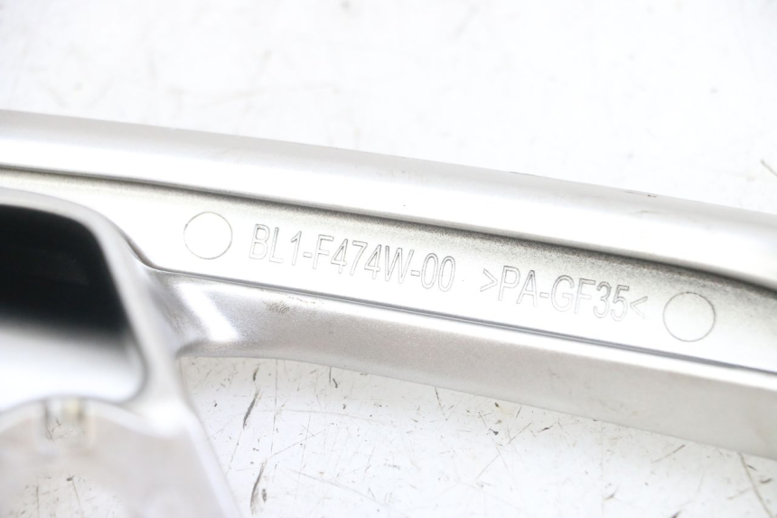 photo de RECHTER ACHTERHANDVAT YAMAHA XMAX X-MAX ABS 125 (2017 - 2020) - Technische close-up