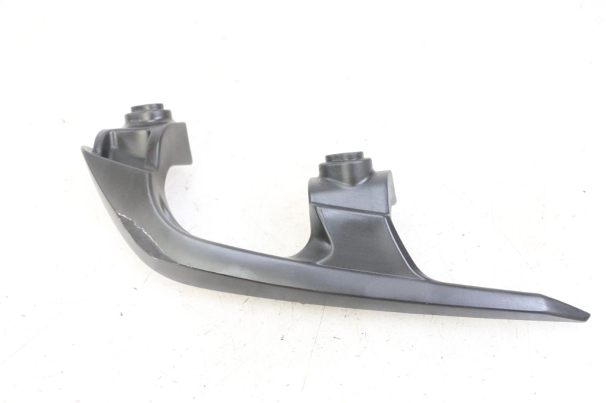 photo de ACHTERSTE RECHTER GREEP YAMAHA X-MAX XMAX 125 (2010 - 2013) - Detail van het onderdeel